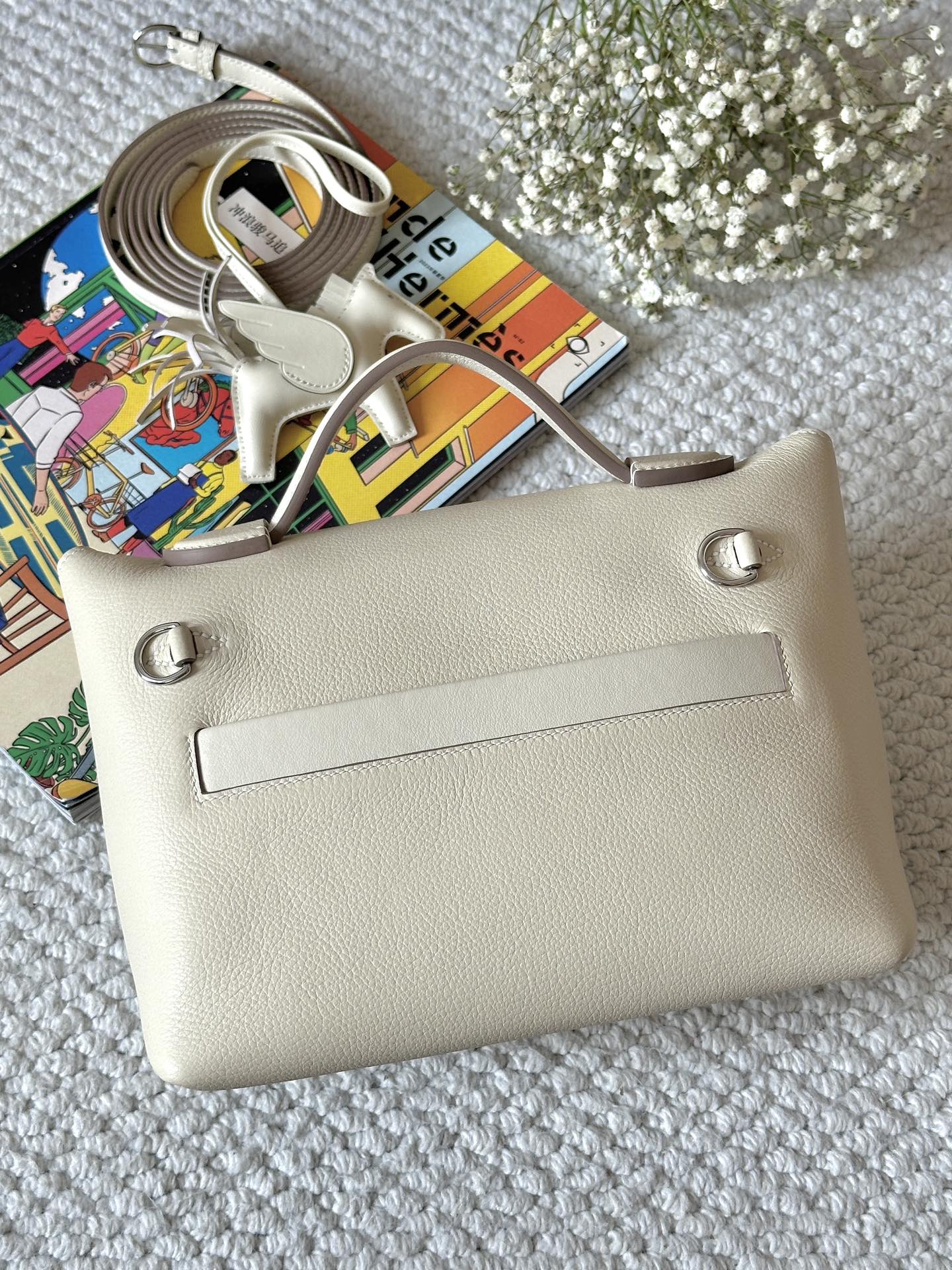 Hermes Kelly Mini 2424 21cm Handbag in White Clemence Leather 